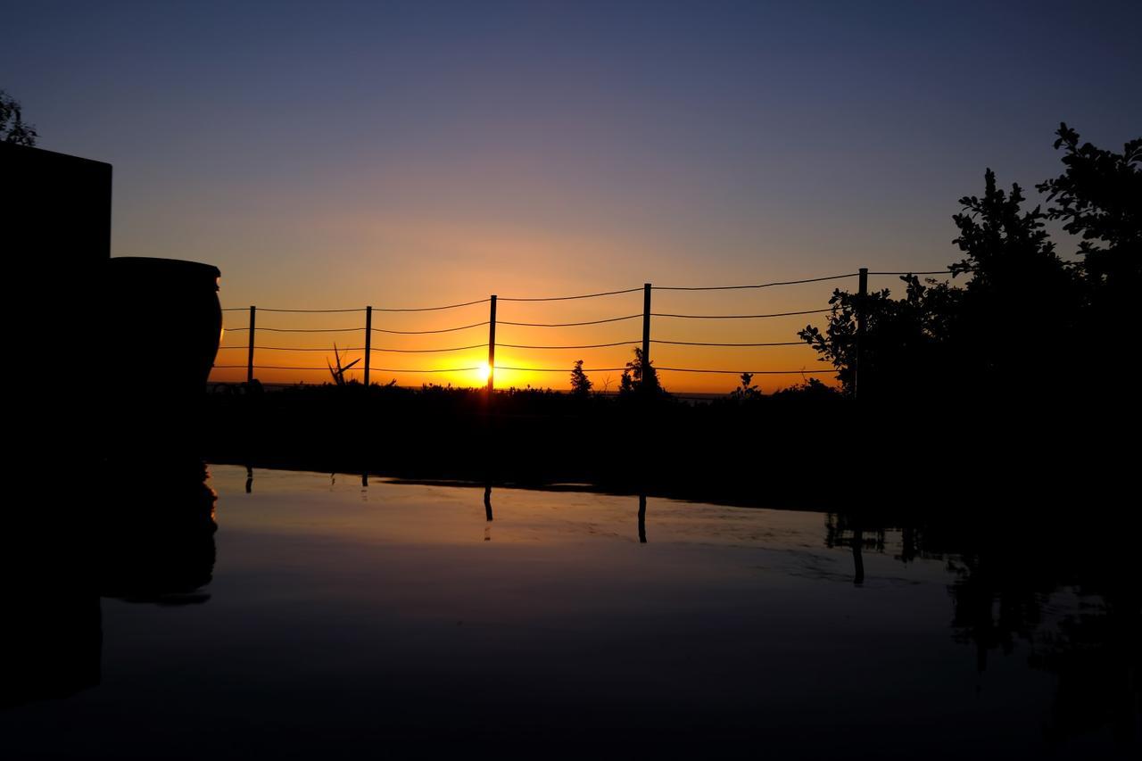 Beta Beach Guest House เคปทาวน์ ภายนอก รูปภาพ